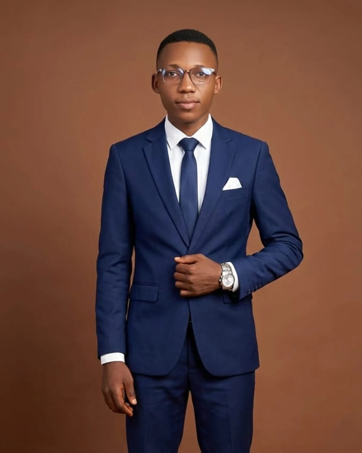 Portrait de Tossou A. Edithin ADOUN